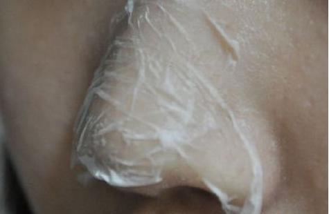 怎样快速去黑头缩毛孔，4种妙招去黑头帮你收缩毛孔