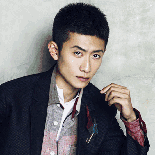 如何刮眉毛修眉男生，眉毛上三个点连一连刮一刮就好了