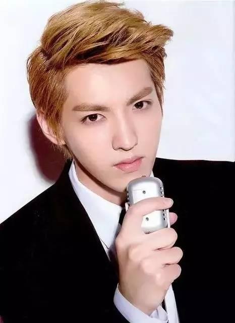 如何刮眉毛修眉男生，眉毛上三个点连一连刮一刮就好了