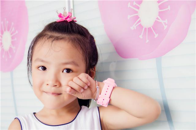 360儿童手表3代，照顾安全更兼顾成长