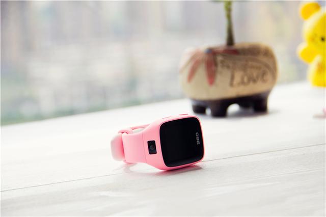 360儿童手表3代，照顾安全更兼顾成长