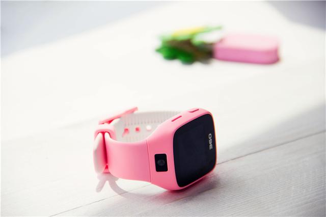 360儿童手表3代，照顾安全更兼顾成长