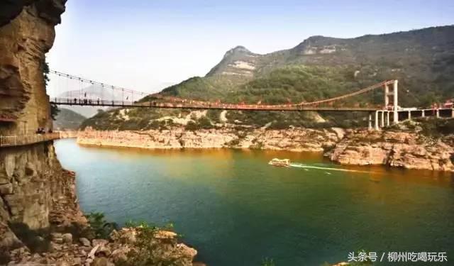 浙江玻璃栈道漂流推荐，国内首条千米高空玻璃漂流开放了
