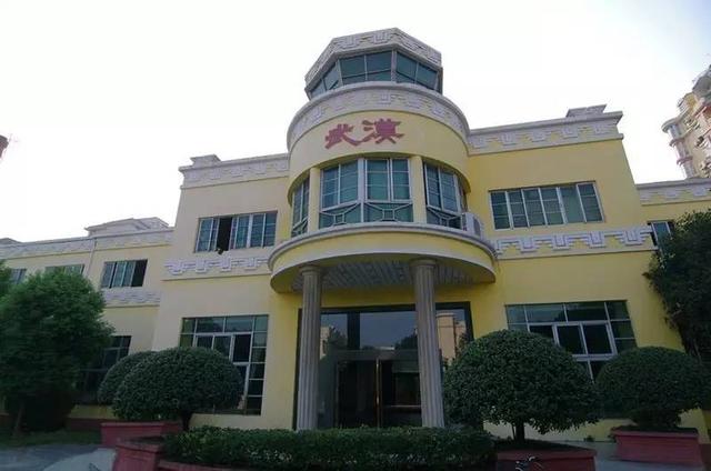 请问武汉有几个机场，湖北省有几个民用运输机场