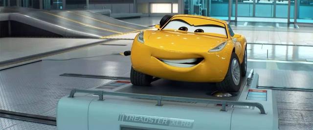 赛车总动员3老车，新老两代谁更厉害