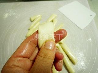 面片汤的家常做法，家常面片汤的食谱（非常适合当早餐和晚餐吃）