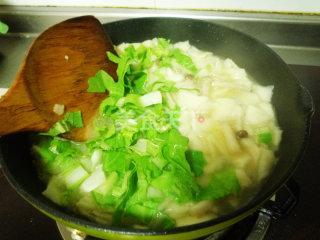 面片汤的家常做法，家常面片汤的食谱（非常适合当早餐和晚餐吃）