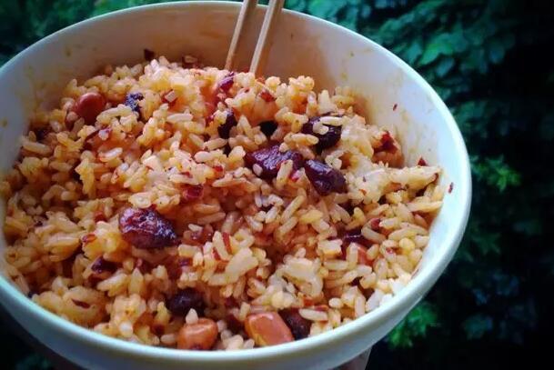 贵州的脆哨有些什么吃法，全国人眼中的油渣