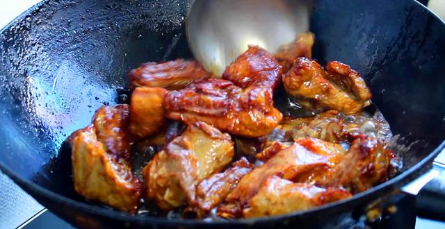 家庭美食菜谱红烧排骨，10万豆友收藏的红烧排骨做法