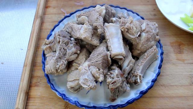 家庭美食菜谱红烧排骨，10万豆友收藏的红烧排骨做法