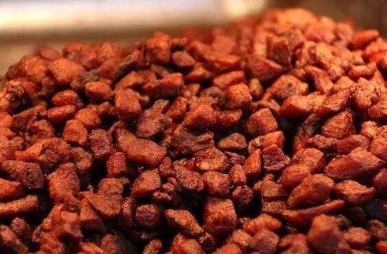 贵州的脆哨有些什么吃法，全国人眼中的油渣