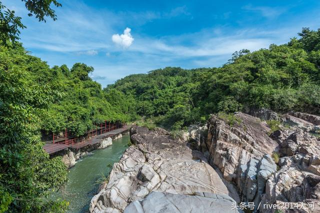 呀诺达热带雨林，呀诺达雨林文化旅游区官网（呀诺达景区探寻热带雨林奇观）