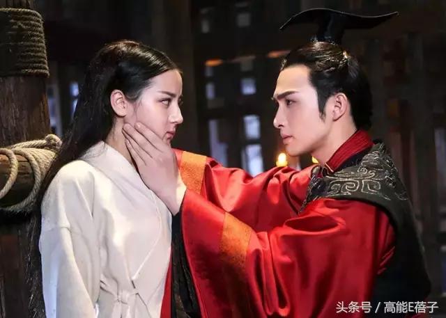 迪丽热巴的古装受称赞，异域风的迪丽热巴