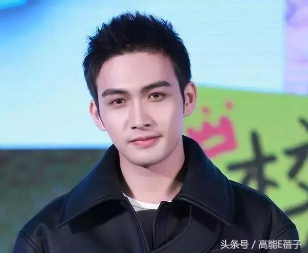 迪丽热巴的古装受称赞，异域风的迪丽热巴