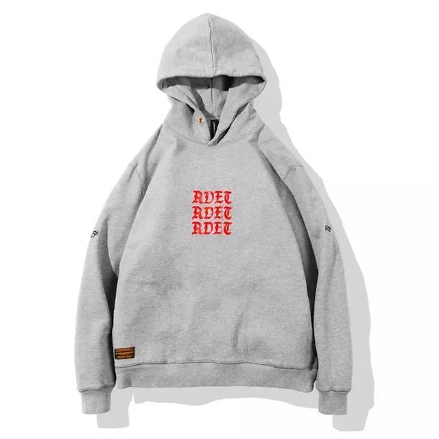 kappa为什么不火了，国内不火国外火的潮牌（<背靠背>——逐渐淡出中国的品牌）