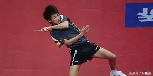 乒乓球入门基本功动作要领图解，乒乓教学不着急学些难度动作