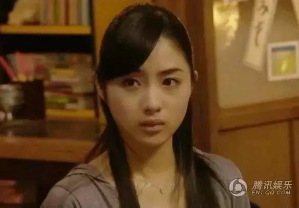 石原里美短发刘海，2022日本女生心中的10大“最美女星”