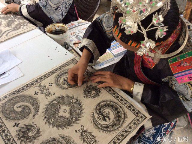 传统蜡染作品背后的意义，感受中国传承几千年的艺术瑰宝