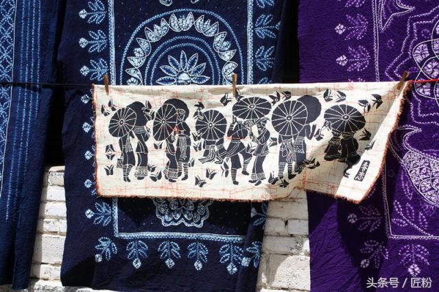 传统蜡染作品背后的意义，感受中国传承几千年的艺术瑰宝