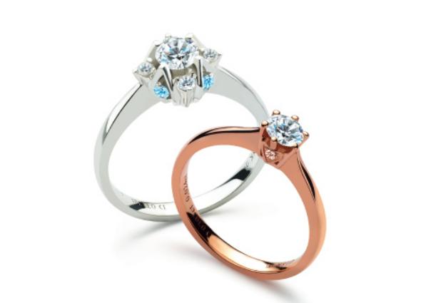 范冰冰的钻戒是多少克拉的，郭碧婷5克拉钻戒是碎钻