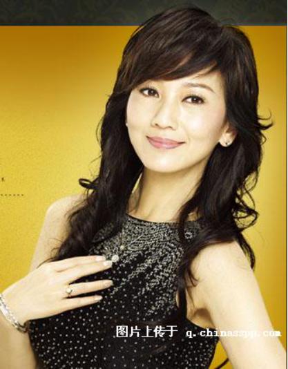 范冰冰的钻戒是多少克拉的，郭碧婷5克拉钻戒是碎钻