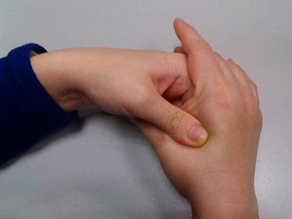 牙痛怎么办快速止痛，牙齿痛得怎么快速止痛（牙疼是怎么回事）