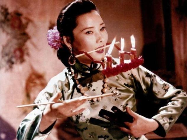 何赛飞多大年龄，何赛飞老公个人资料简介