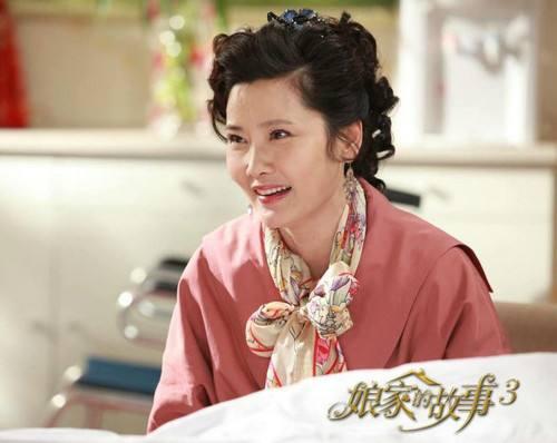 何赛飞多大年龄，何赛飞老公个人资料简介