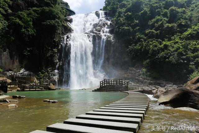 梅州旅游景点龙归寨瀑布，梅州人说走就走的旅行