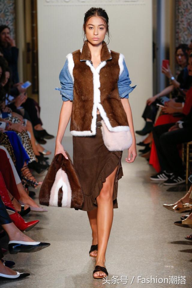 迪凯女装旗舰店夏装2022新款女装，品牌秀SimonettaRavizza