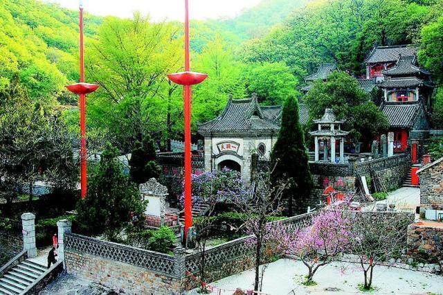 安波鸿缘温泉山庄，五一放假大连适合去哪里玩