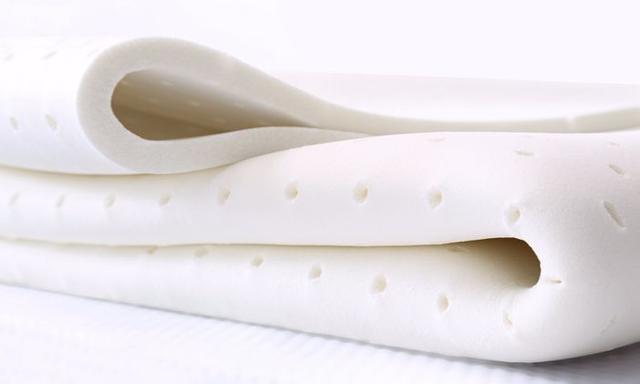 乳胶床垫的好处和坏处原来是这样，天天睡的乳胶床垫竟然还有这么多讲究