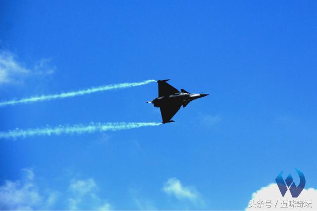 巴黎航展展示，带你逛巴黎航展