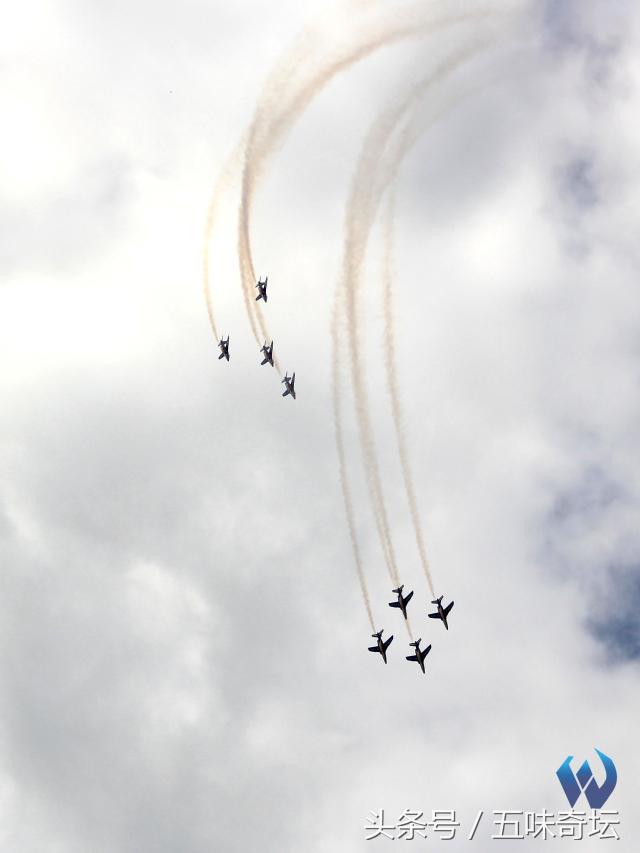 巴黎航展展示，带你逛巴黎航展