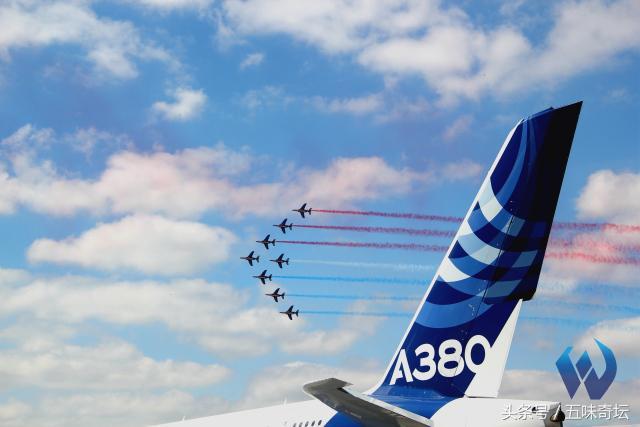 巴黎航展展示，带你逛巴黎航展