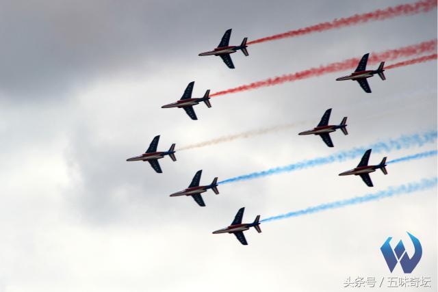 巴黎航展展示，带你逛巴黎航展