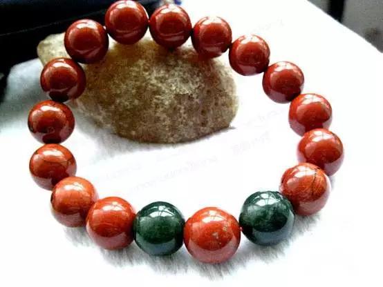 紫玉髓鉴别方法，血玉髓的硬性知识和功效