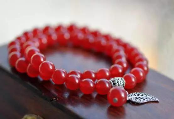 紫玉髓鉴别方法，血玉髓的硬性知识和功效