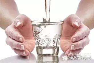 糖尿病为啥口干口渴(糖尿病为啥口干还尿多)