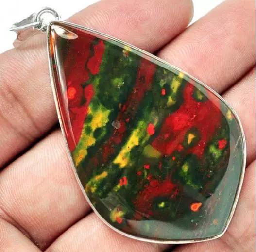 紫玉髓鉴别方法，血玉髓的硬性知识和功效