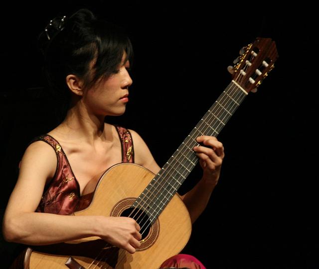 世界十大古典吉他手排名，世界100位古典吉他演奏家排名第2