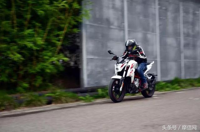 隆鑫无极300r数据，街头新元素隆鑫无极300R评测