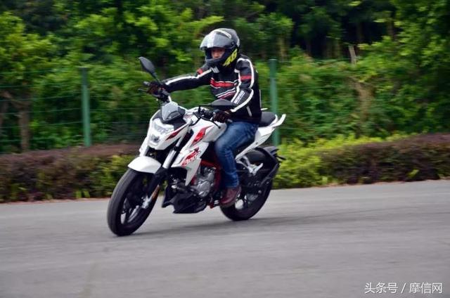 隆鑫无极300r数据，街头新元素隆鑫无极300R评测