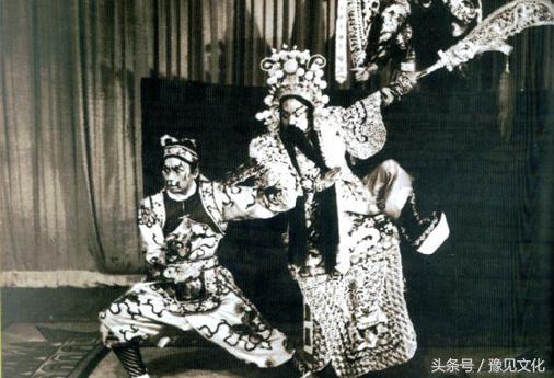 京剧名人录杨小楼，民国梨园盛世之十三位顶尖京剧名角儿