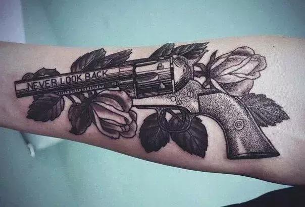 全球纹身大师以及作品，这些名人引起的纹身潮流