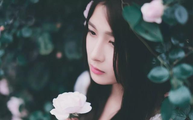早安好唯美的句子：那些可以遗忘的，都不再重要了