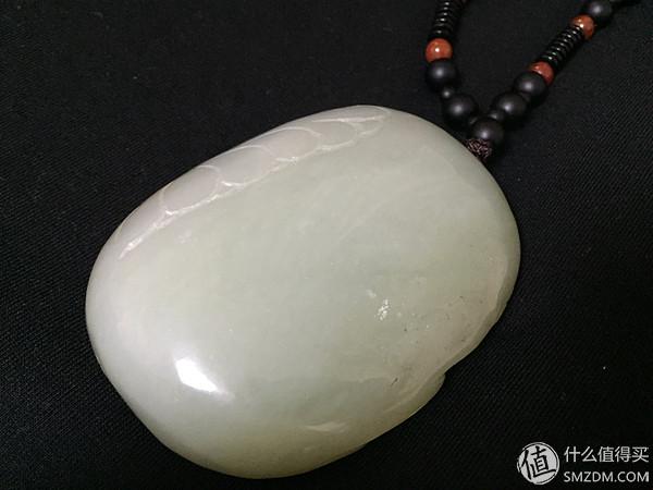 玉石头原石图片，和田玉原石和石头的区别（难得的珠宝玉石原石图谱鉴别大全）