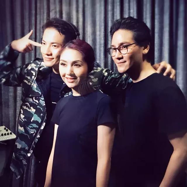郑元畅身高对比图，开眼界妹控腿控