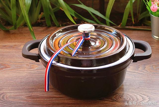 珐琅锅铸铁锅的优缺点，厨房中的新贵珐琅铸铁锅