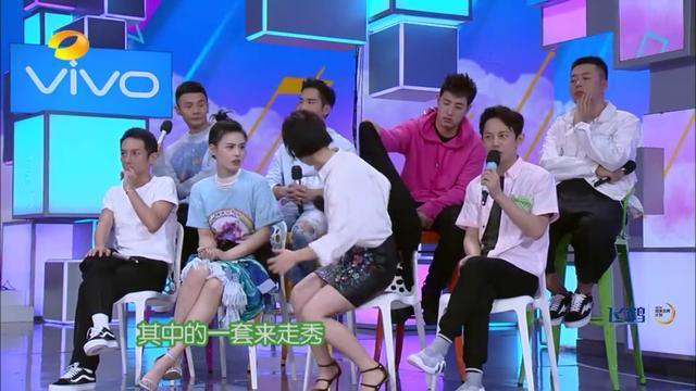 潘玮柏坦言和吴昕会有进一步进展，《举杯呵呵喝》吴昕谈与潘玮柏关系